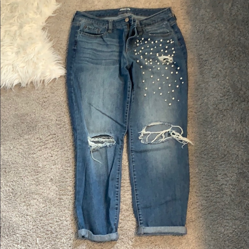 PEARL DETAIL RIP JEANS